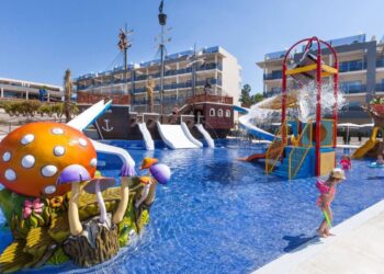 Family-Friendly Hotels: Perfect Vacations